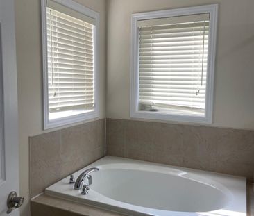 For Lease - 7 Vinewood Road, Caledon, Ontario - Photo 6