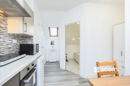 1 bedroom flat to rent - Photo 4