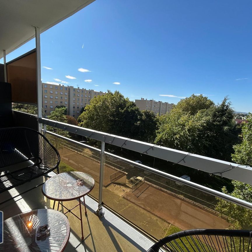 Location Appartement 1 pièce 11m² STE FOY LES LYON 69110 - Photo 1