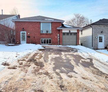 For Lease - 34 McConkey Place Unit# Upper, Barrie, Ontario - Photo 1