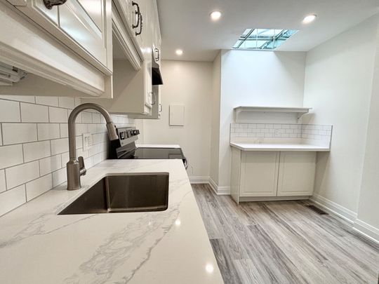 For Lease - 1646 Queen Street Unit# A, Toronto, Ontario - Photo 1