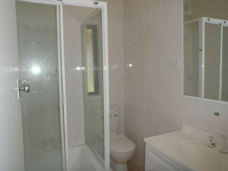 Neat and Tidy Home Located in a Prime Location!! - Photo 4