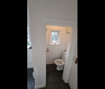 Room in a Shared House, Chesterfield Road, BS6 - Photo 6