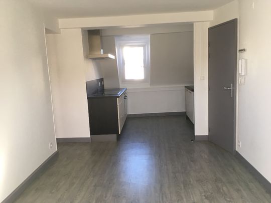 Location Appartement 2 pièces 40m² - Photo 1