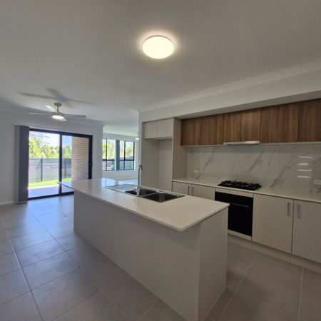 Four bedroom affordable housing house - Photo 3