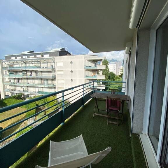 Location appartement Grenoble 38100 53.65 m² - Photo 1