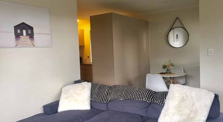 Tidy Standalone Unit - Photo 2