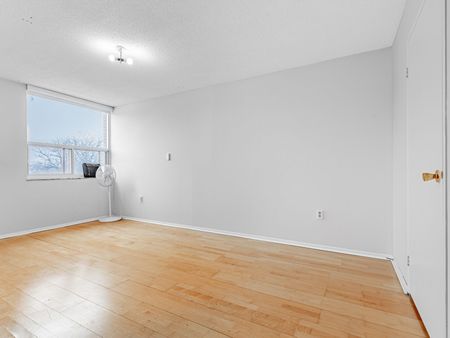 For Lease - 4060 Lawrence Avenue Unit# 410, Toronto, Ontario - Photo 2