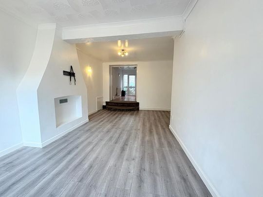 2 bedroom terraced house to rent - Photo 1