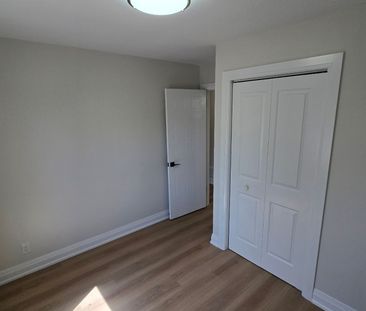 698 Burton Drive, Innisfil ON L9S2H6 - Photo 5