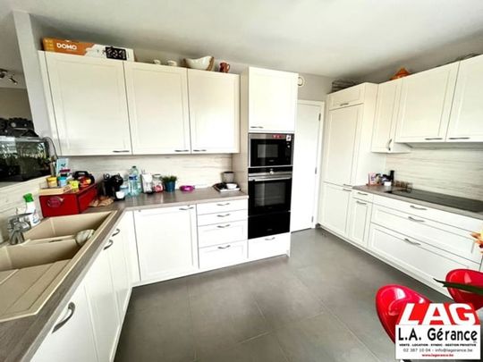 Appartement te huur - Photo 1