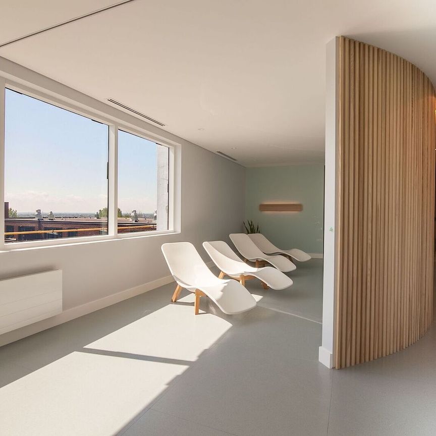 4800 Maisonneuve Blvd W, Montréal, QC - Photo 1