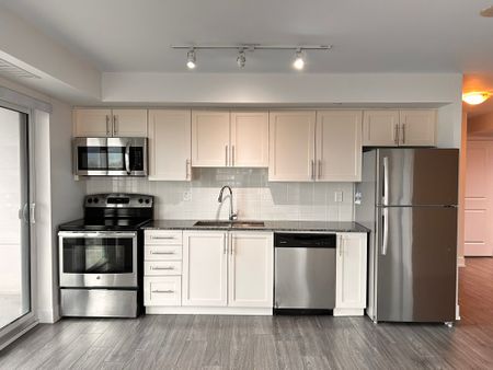 For Lease - 1215 Bayly Street Unit# 907, Pickering, Ontario - Photo 2