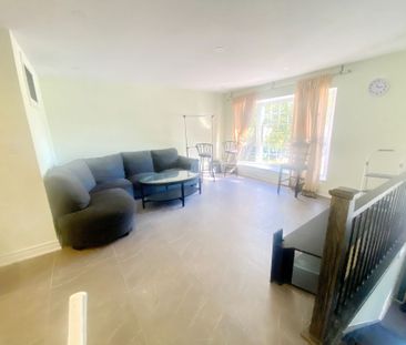 For Lease - 2 Chipwood Crescent Unit# Upper, Toronto, Ontario - Photo 3
