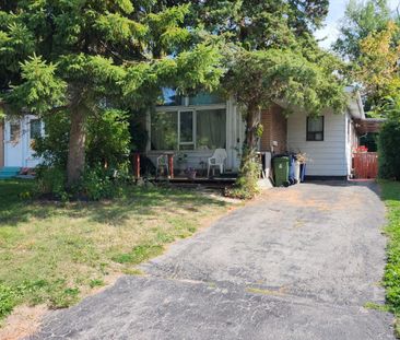 For Lease - 140 Combermere Drive Unit# Basmt, Toronto, Ontario - Photo 6