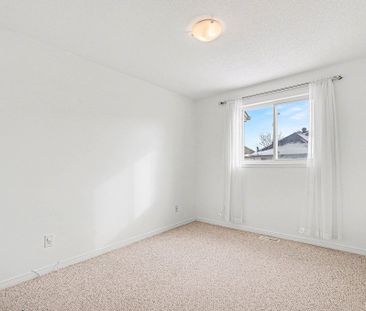 For Lease - 1008 Klondike Road, Kanata, Ontario - Photo 3