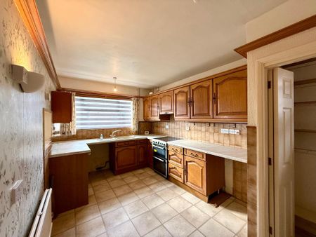 4 bedroom chalet to rent - Photo 3