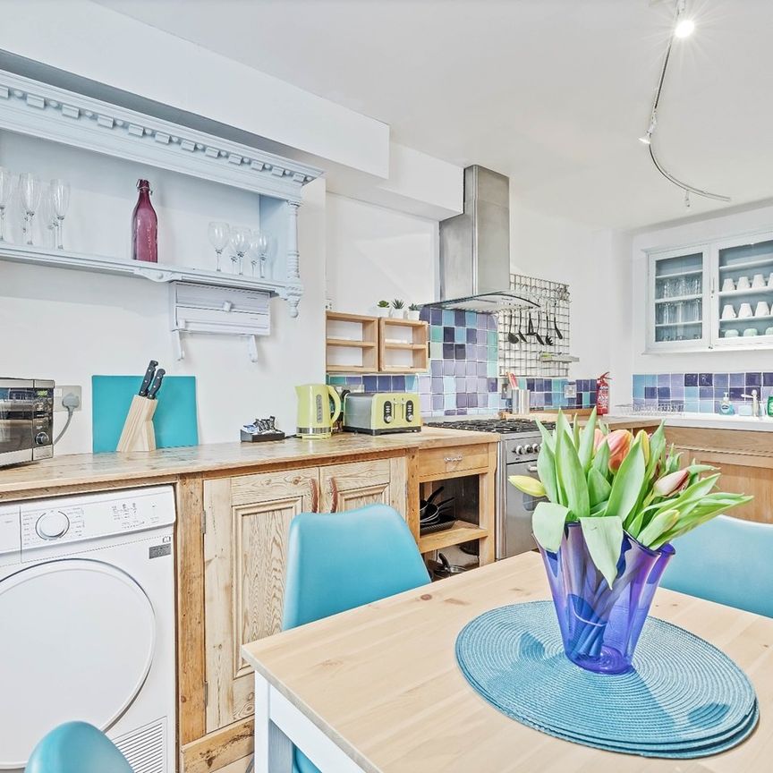 3 Bed Terraced House, Marine Terrace Mews, BN2 - Photo 1