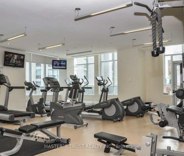 Quantum North Tower Lofts - Photo 2