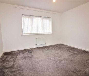 3 bedroom detached house to rent - Photo 3