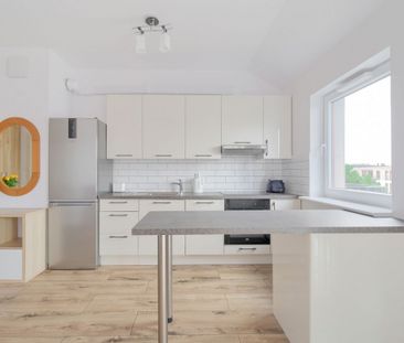 Kawalerka z balkonem w pełni wyposażona. - Фото 1