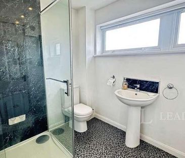 Turnpike Drive, Luton, Bedfordshire, LU3 - Photo 6