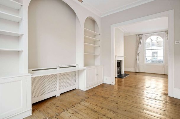 A charming family house situated in the heart of Islington. - Photo 1