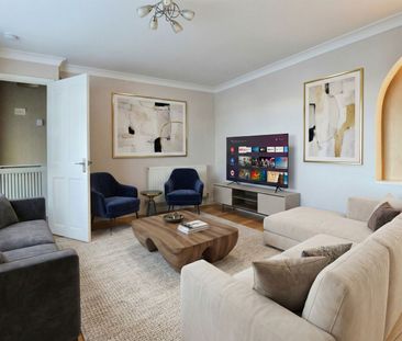 Joyners Field, CM18, Harlow - Photo 1