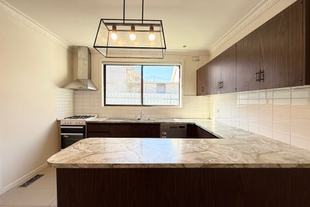 1/4 Campbell Street, Kew - Photo 5