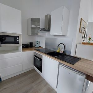 Location Appartement 1 pièce 24m² LE TREPORT 76470 - Photo 2