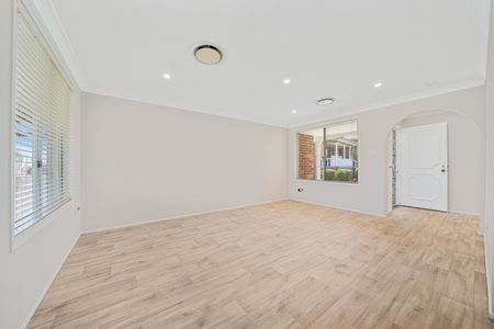 Freshly Painted 4 Bedroom Home - Photo 2