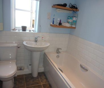 2 bedroom apartment to rent - Photo 6