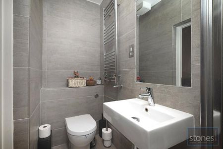 2 bedroom apartment to rent - Photo 4