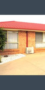 Lovely 2 Bedroom Granny Flat in Convenient Blair Athol Location !!! - Photo 3