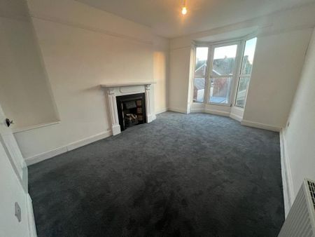 5 bedroom terraced house to rent - Photo 2