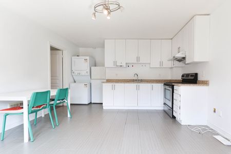 For Lease - 41 Pulpwood Crescent Unit# Main, Richmond Hill, Ontario - Photo 2