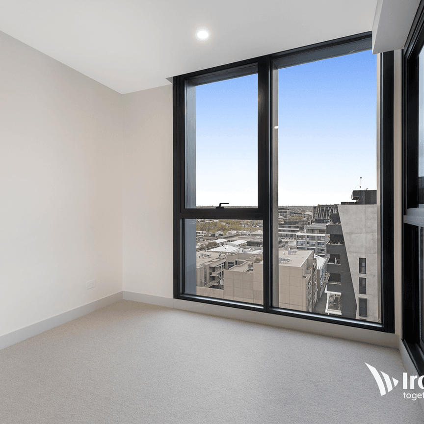 THE BENCHMARK IN LUXURY LIVING! - Photo 1