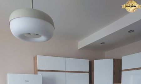 Prenájom , novo zrekonštruovaný 1 izbový byt , 46m2 Nábrežná NZ . - Photo 3