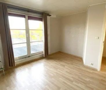 Vernieuwd duplexappartement met terras, berging en gemeensch - Foto 5
