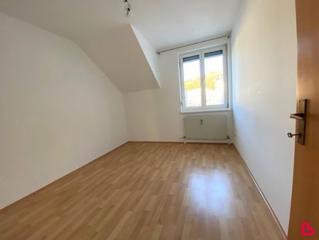 Großzügige 3-Zimmer Wohnung mit sonniger Loggia - Photo 3