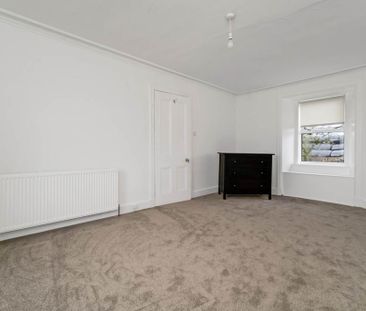 3 bedroom detached house to rent - Photo 5