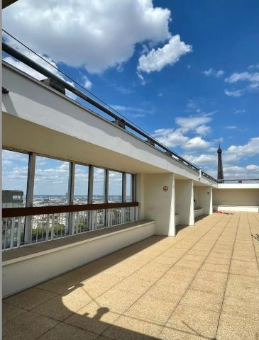 Studio à faibles charges dans une tour avec piscine - Photo 5