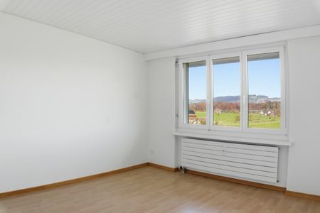 Grosszügige 4.5-Zimmer-Wohnung mit Cheminée in Busswil TG - Wohnen mit Charme und Komfort - Photo 4