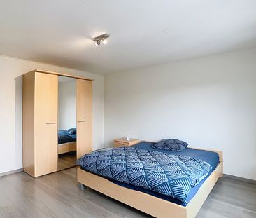 Lichtrijk 2 slaapkamer appartement op top locatie! - Foto 4