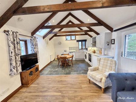 1 bedroom barn conversion to rent - Photo 2