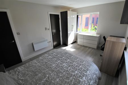 Hartisca Residence, Hartwell Road, Hyde Park, LS6 1RY, Leeds - Photo 5