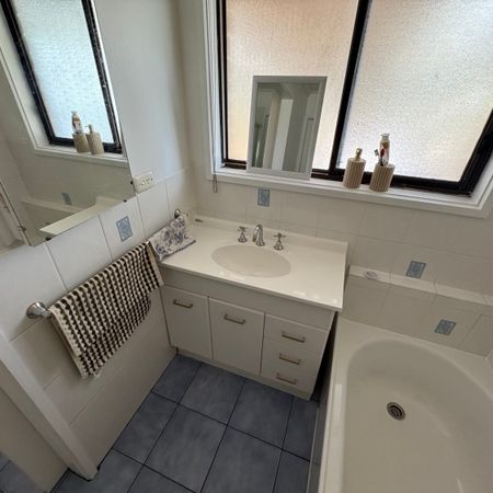 Westmeadows - Photo 4