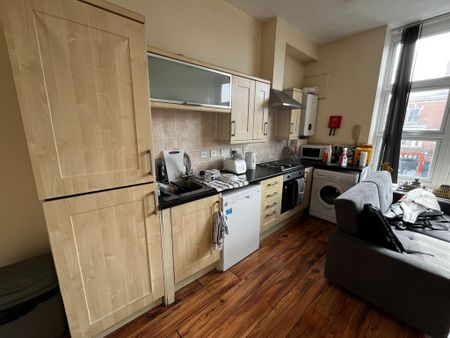 2 bedroom apartment to rent - Photo 5