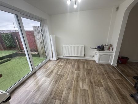 Heol Awstin, Swansea, SA5 - Photo 4