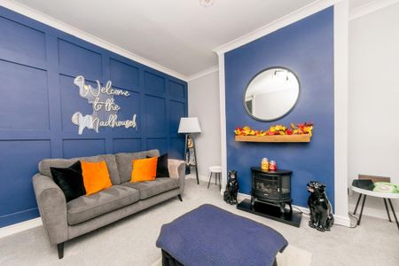 2 bedroom terraced house to rent - Photo 4